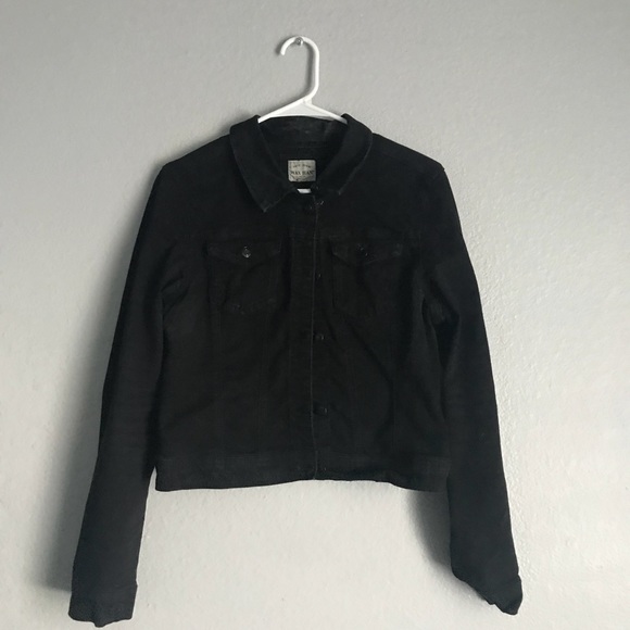 Black - Picture 1 of 2